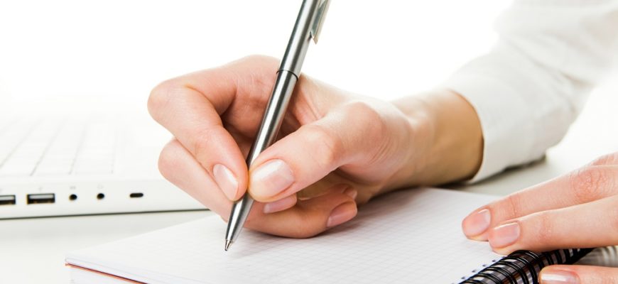 Расписка при получении денег при покупке, продаже квартиры: образцы аванса, задатка